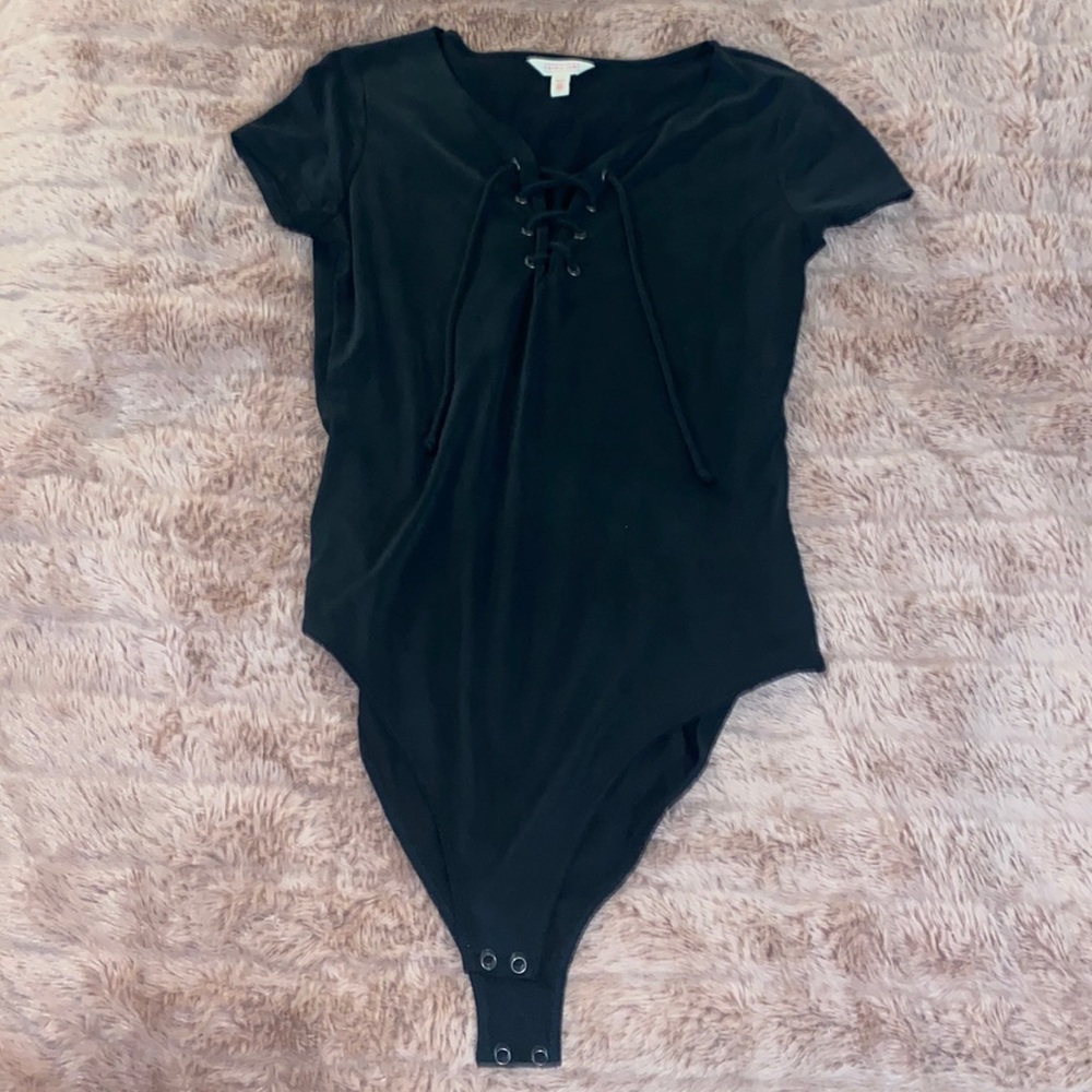 Short sleeve tie detail sizeM Cape Juby body suit very soft and comfortable fit